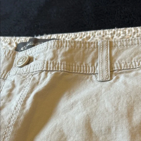 Eddie Bauer cargo shorts size 18 - Picture 2 of 10